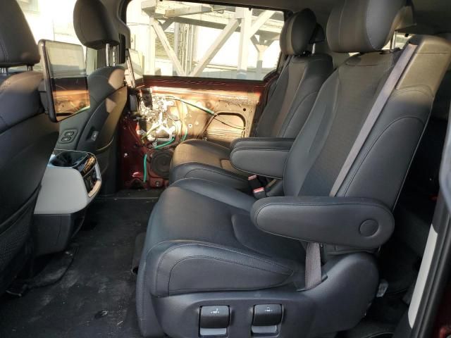 2024 KIA Carnival SX