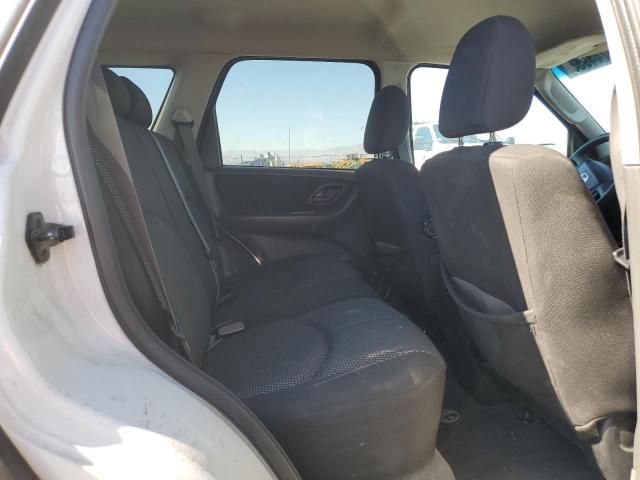 2005 Mazda Tribute S