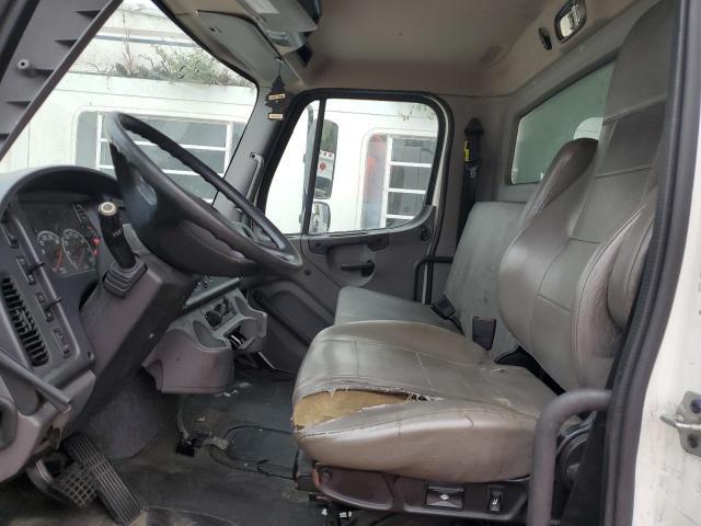 2022 Freigliner 2022 Freightliner Business Class M2 BOX Truck