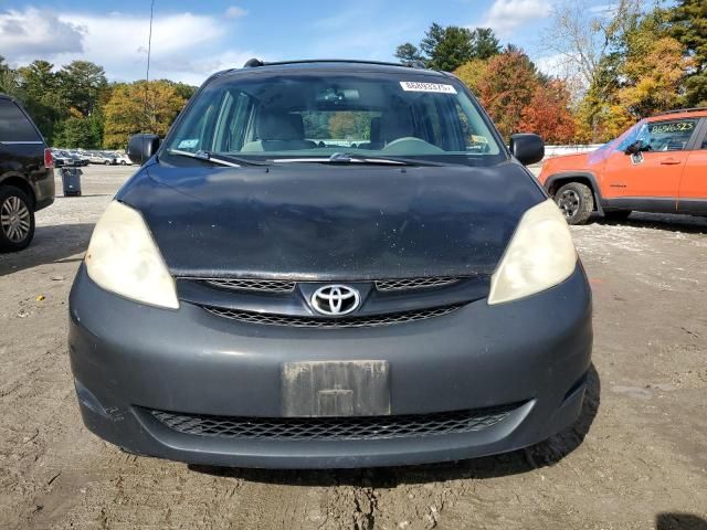 2010 Toyota Sienna CE