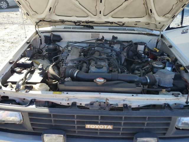 1986 Toyota Pickup Cab Chassis RN75 DLX