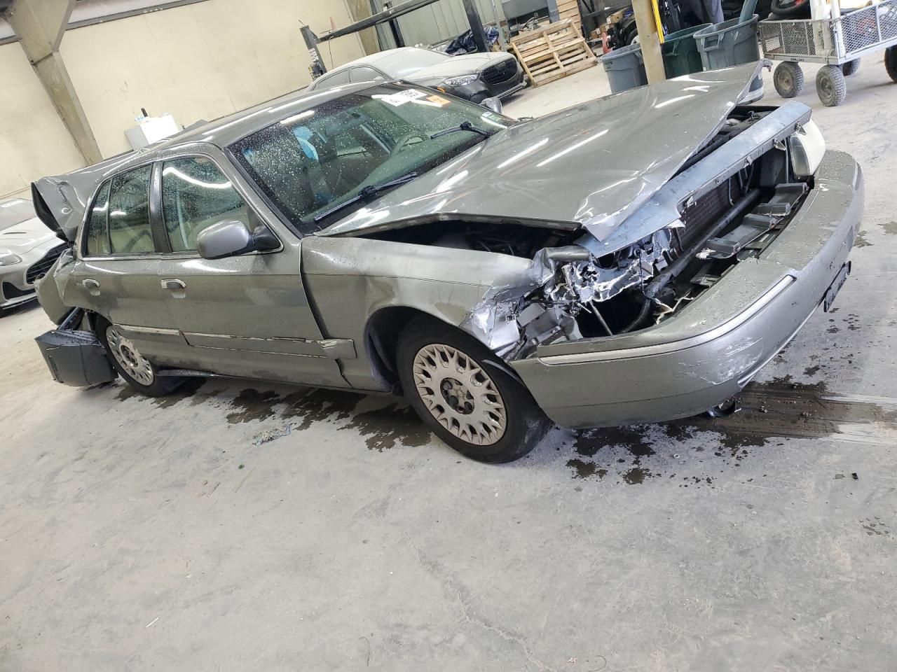 2003 Mercury Grand Marquis gs