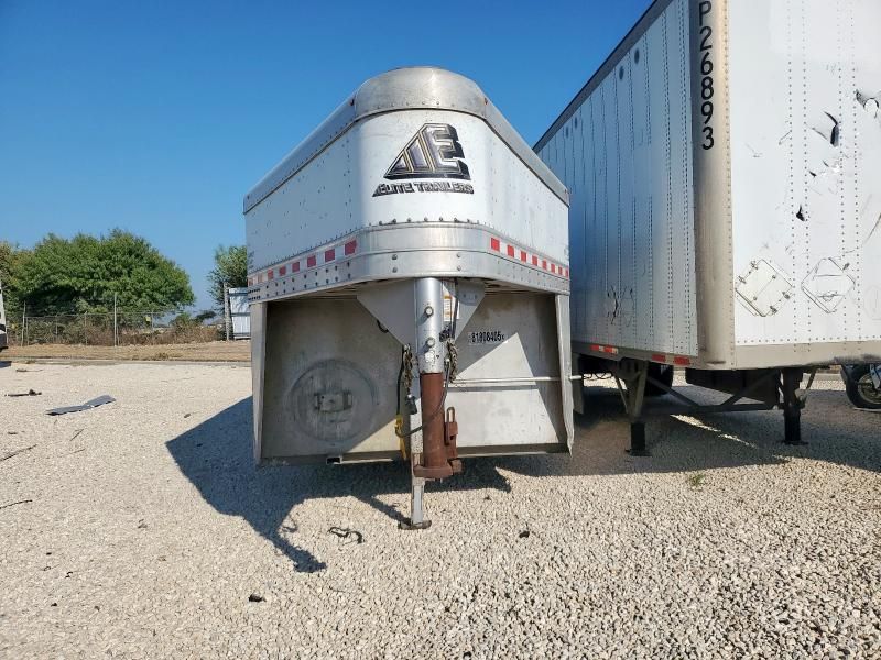 2020 Elite Trailer 2020 Elite Livestock Trailer