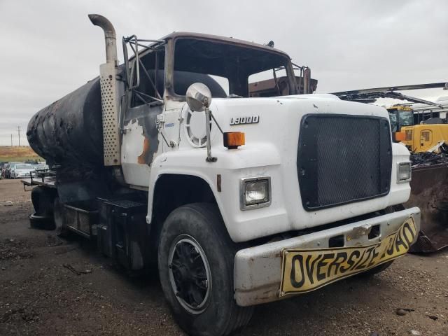 1988 Ford L9000 Vacuum Truck
