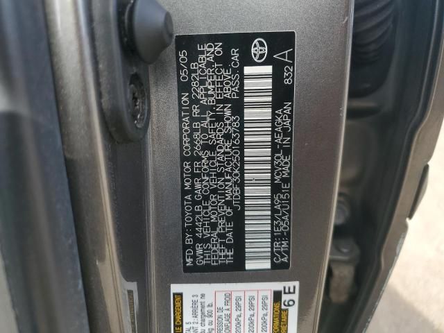 2005 Toyota Camry LE