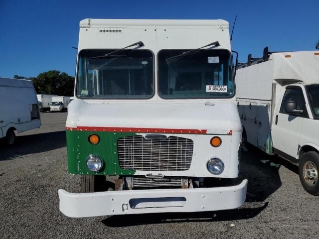 2010 Freightliner Chassis M Line WALK-IN Van