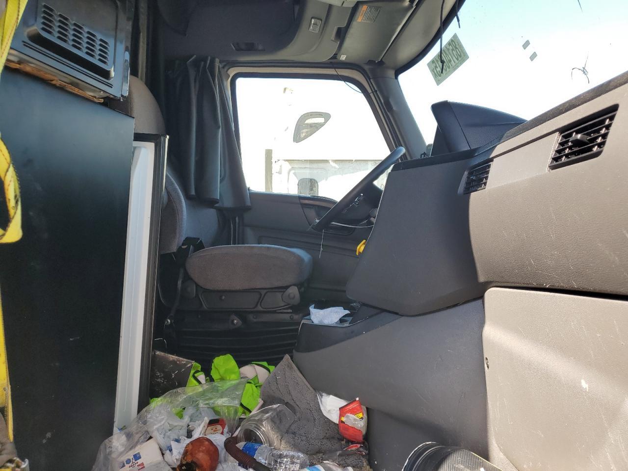2020 International LT625 Semi Truck