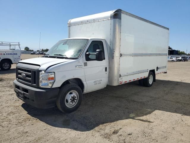 2022 Ford Econoline-Expeditor Truck