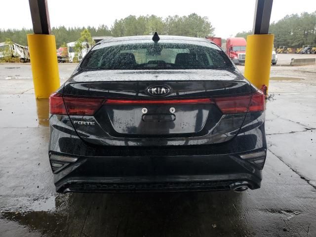 2021 KIA Forte fe