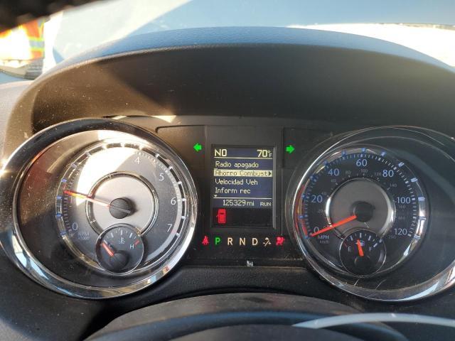 2016 Chrysler Town-count