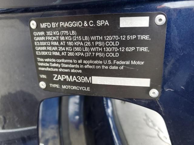 2022 Vespa GTS 300