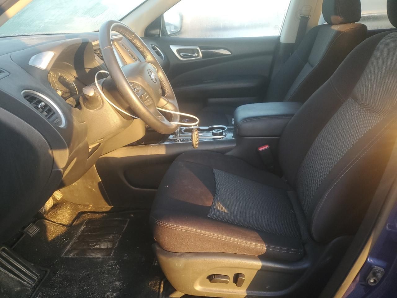 2019 Nissan Pathfinder s