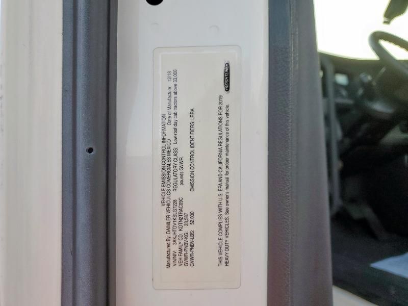 2019 Freightliner Cascadia 116