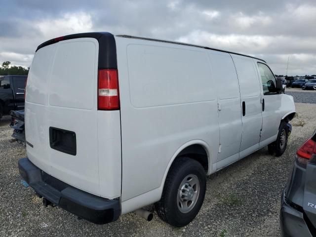 2019 Chev Express G2500