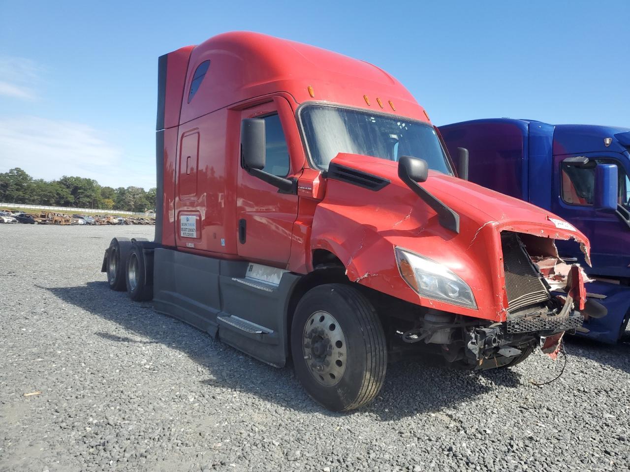 2020 Freightliner Cascadia 126 Semi Truck