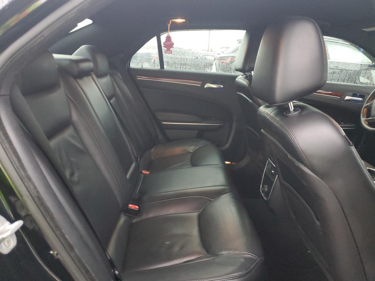 2013 Chrysler 300