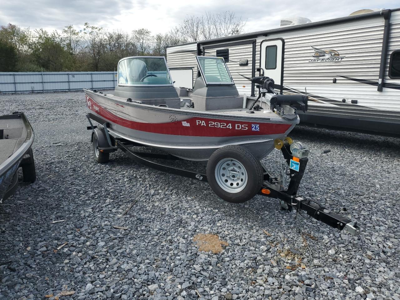 2017 Angler Boat