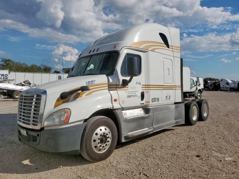 2018 Freightliner Cascadia 125 Semi Truck