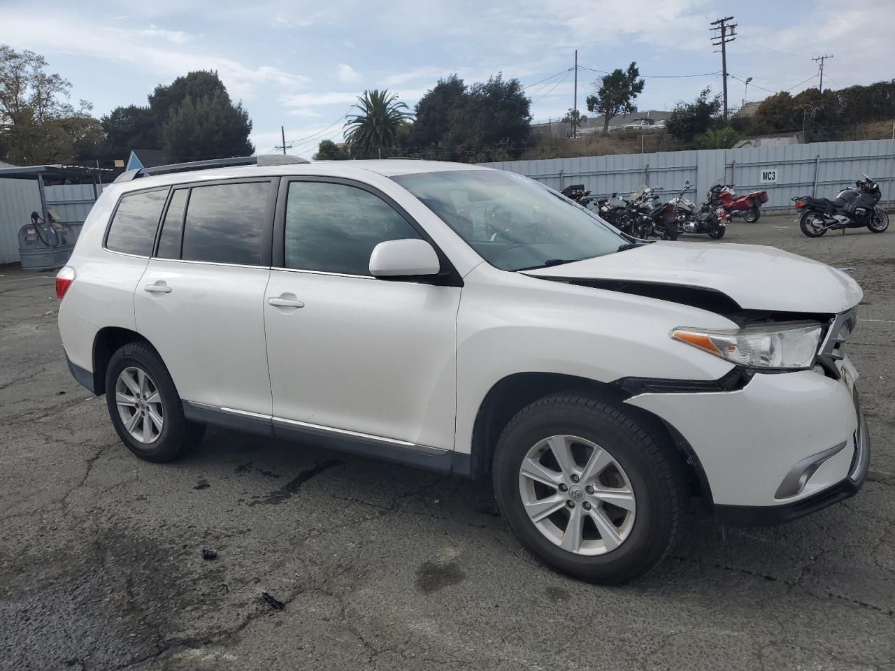 2013 Toyota Highlander Base