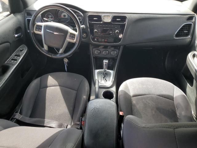 2013 Chrysler 200 Touring