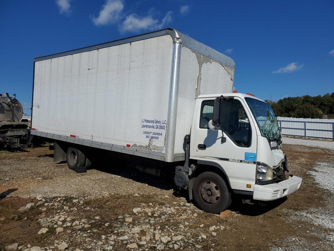 2006 Isuzu NPR BOX Truck