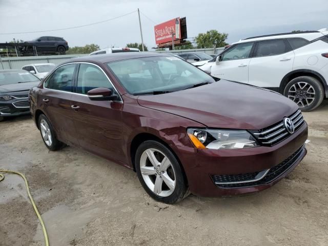 2013 Volkswagen Passat SE