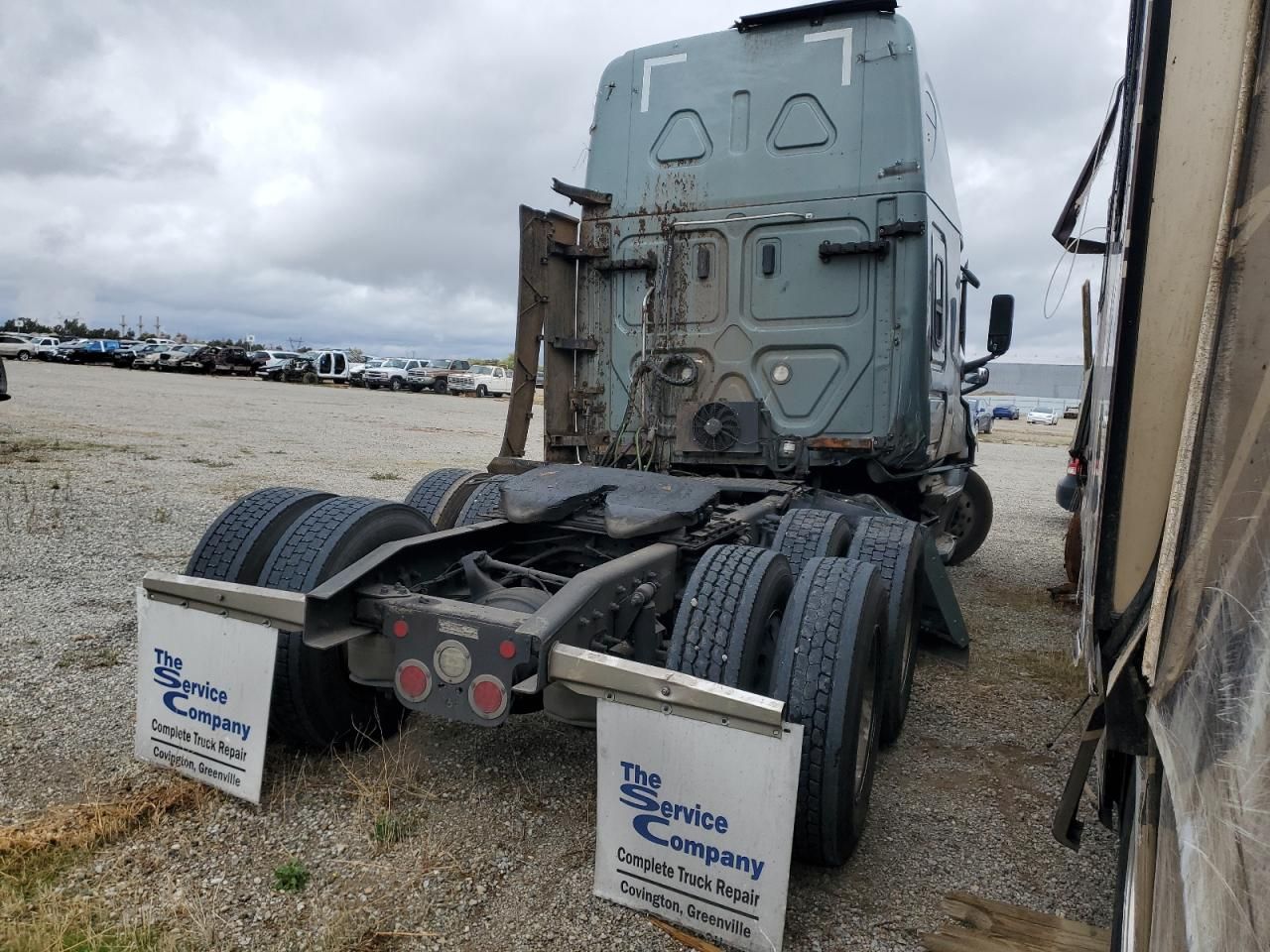 2022 Freigliner 2022 Freightliner Cascadia 126 Semi Truck
