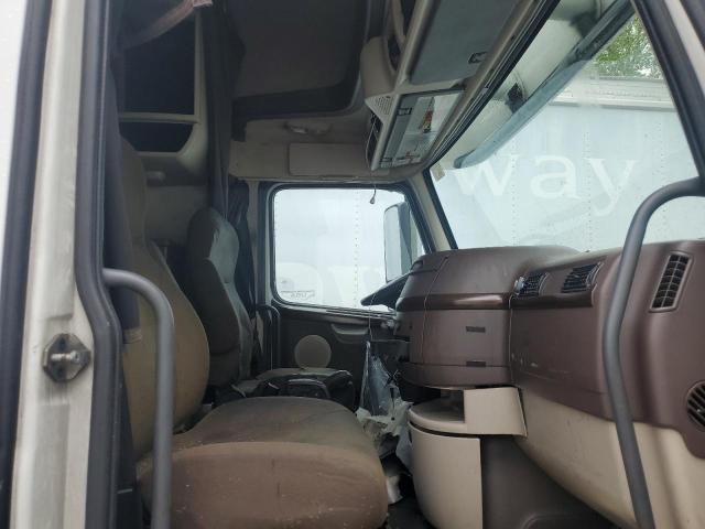 2015 Volvo VNL Semi Truck
