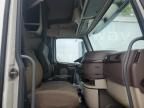 2015 Volvo VNL Semi Truck