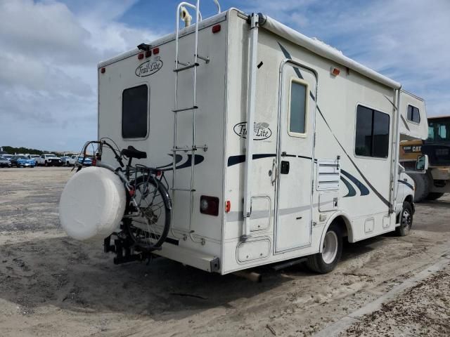 2003 Trail King 2003 Ford Econoline E350 Super Duty Cutaway Van