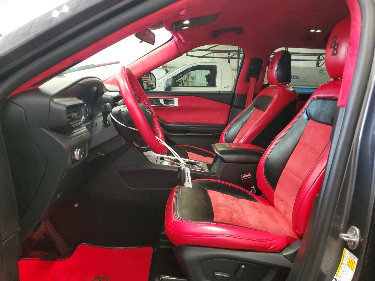2020 Ford Explorer