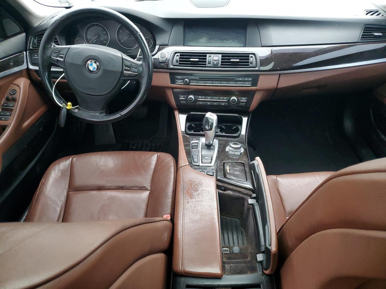 2013 BMW 528 i