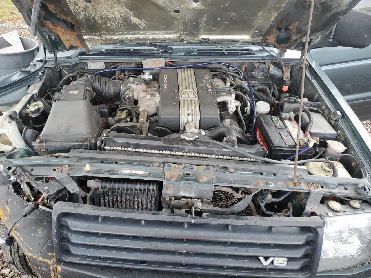 1995 Mitsubishi Montero sr