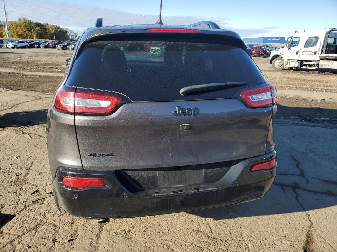 2018 Jeep Cherokee Latitude