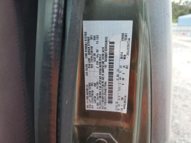 2003 Ford Econoline E350 Super Duty Wagon