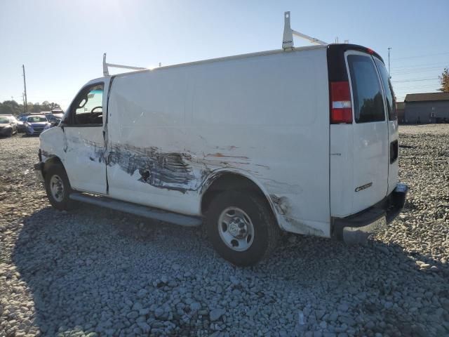2020 Chevrolet Express G2500