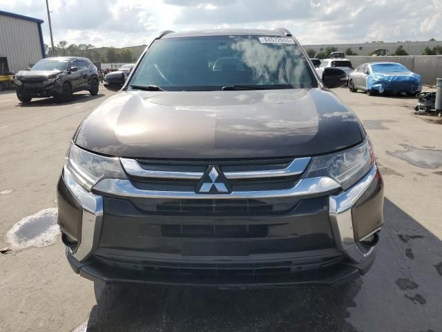 2018 Mitsubishi Outlander SE