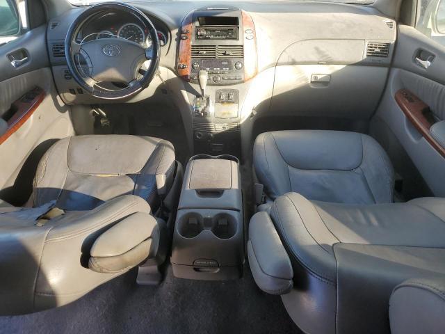 2004 Toyota Sienna xle