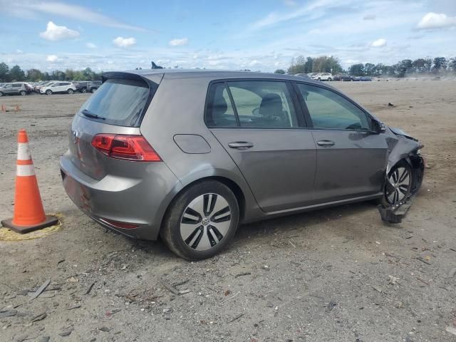 2016 Volkswagen E-GOLF SE