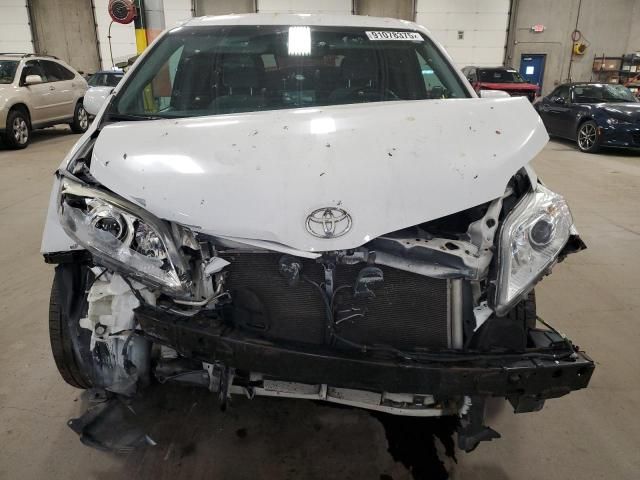 2017 Toyota Sienna le
