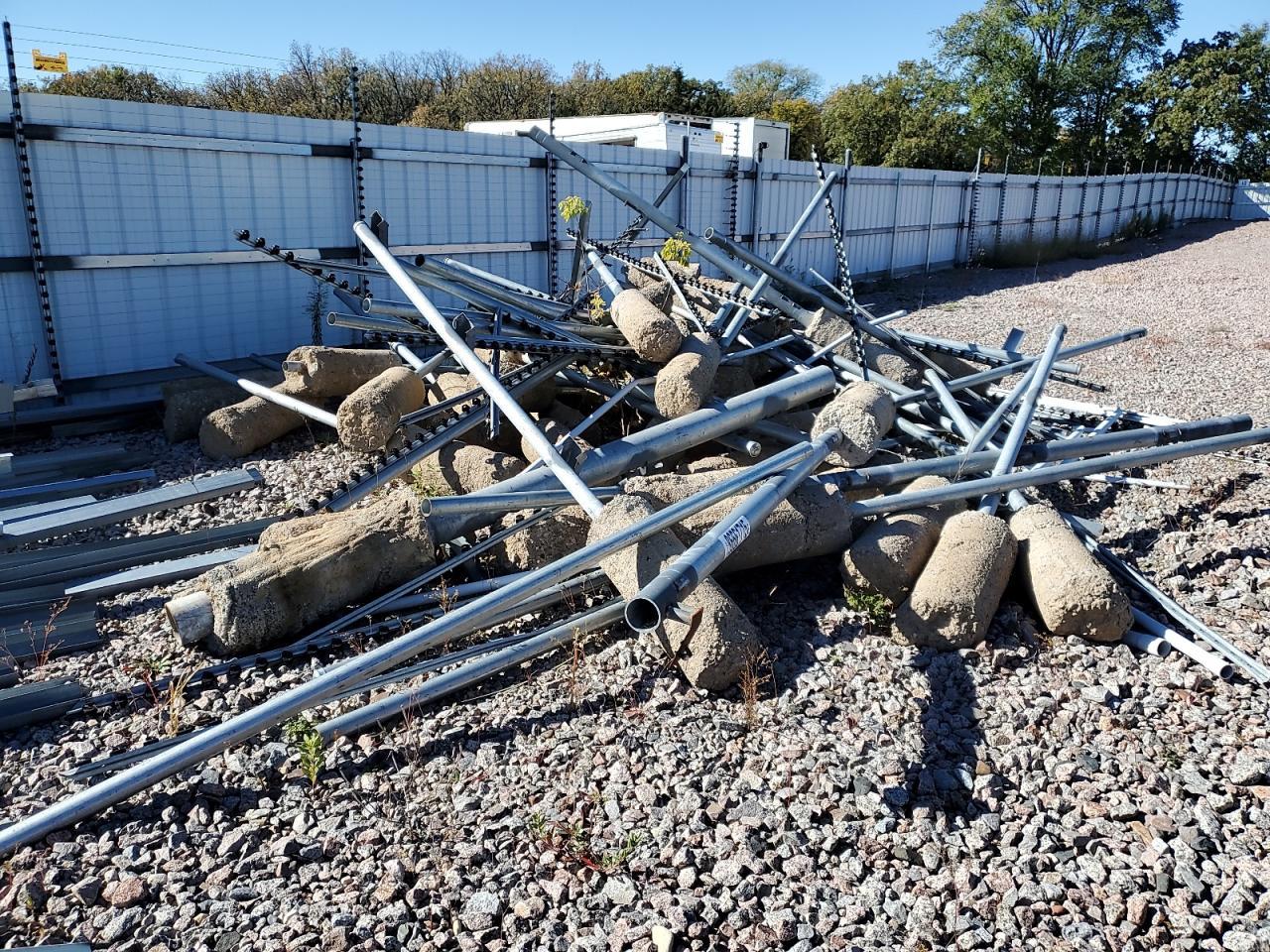 2000 Unknown Poles