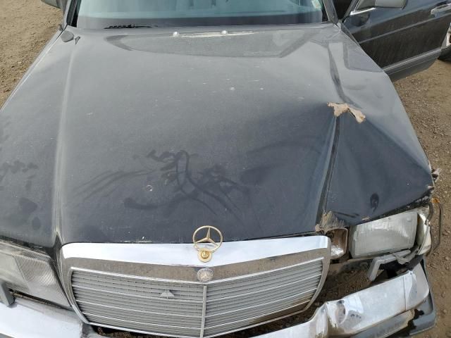 1990 Mercedes-Benz 560 SEL