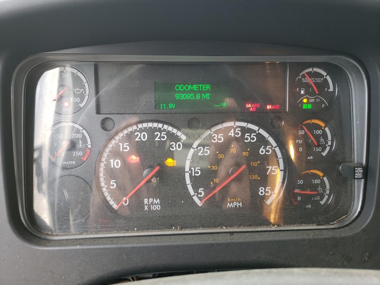 2021 Freightliner Business Class M2 Refrigerated BOX Truck