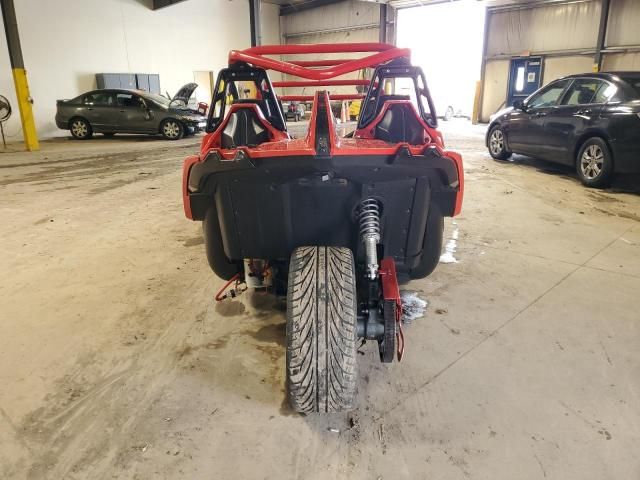 2015 Polaris Slingshot SL
