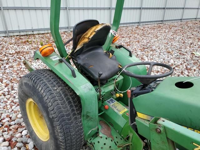 1994 John Deere 770 Tractor