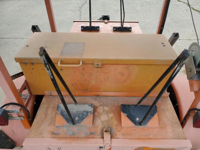 2005 Arrow 2005 Team Fenex TMABVA-15 Arrow Board Trailer