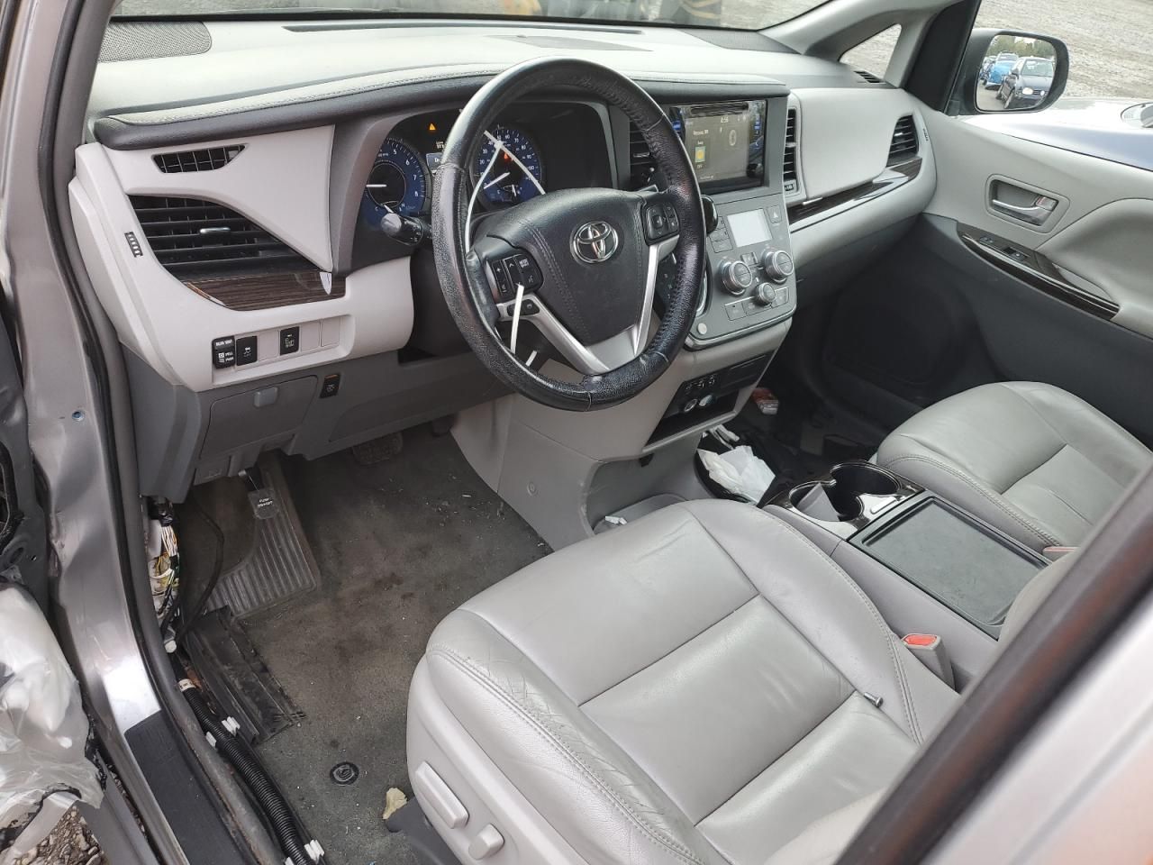 2016 Toyota Sienna xle
