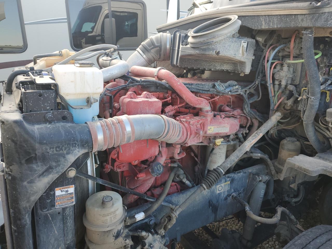 2014 Kenworth T680 Semi Truck