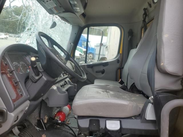 2024 Freightliner M2 106 MED-BOX Truck