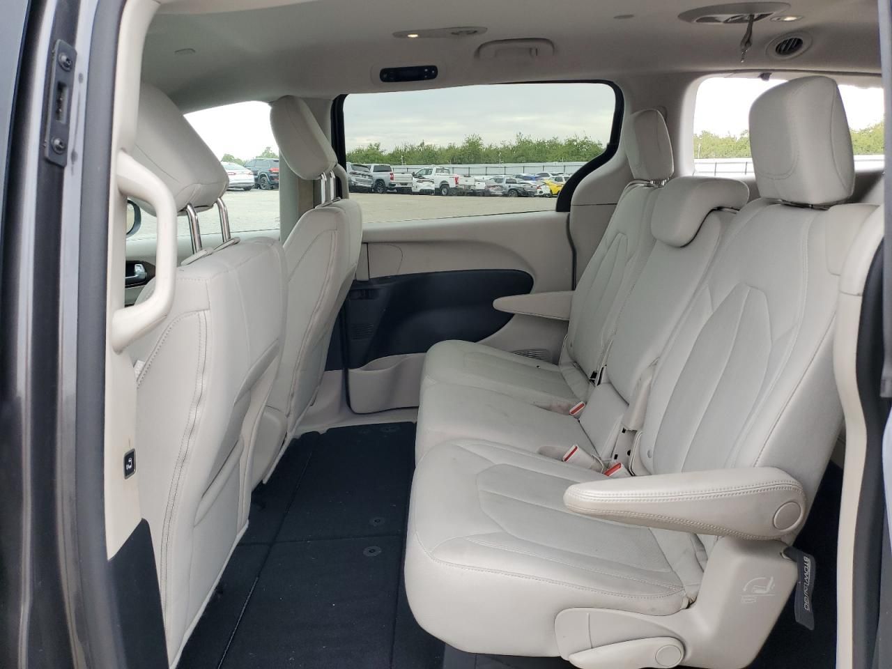 2017 Chrysler Pacifica Touring